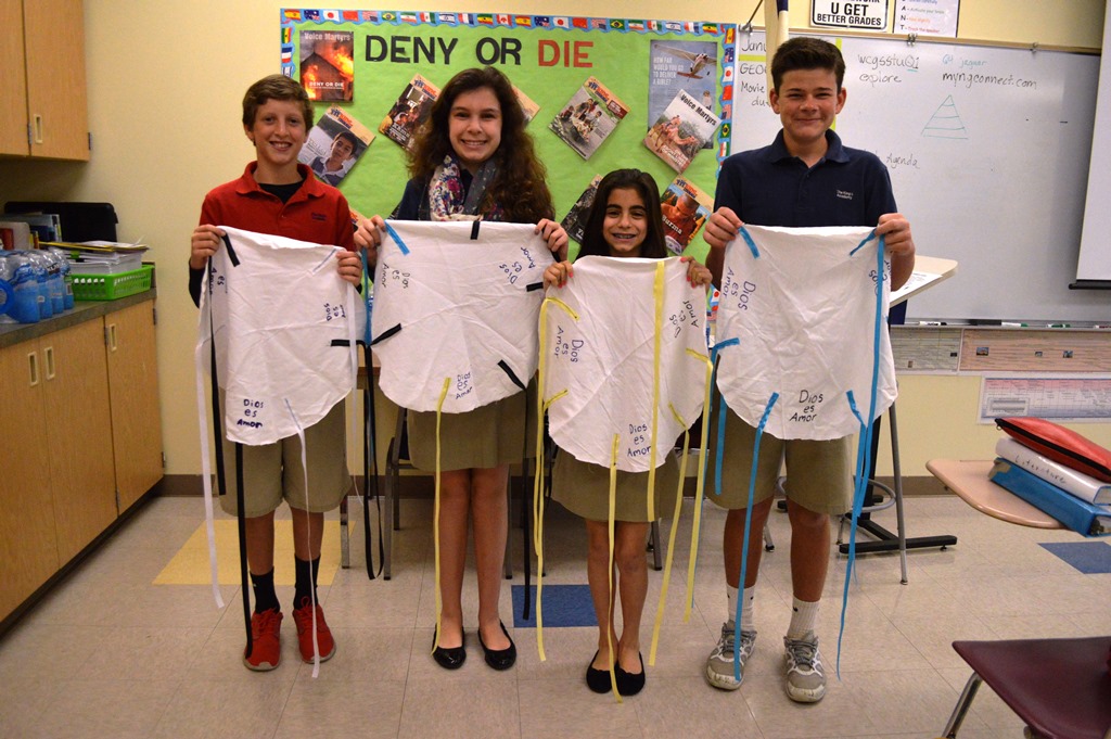 Gabe Lerer, Carolina Cuomo, Mary Hanna, & Jeff Willcox show off their completed parachutes